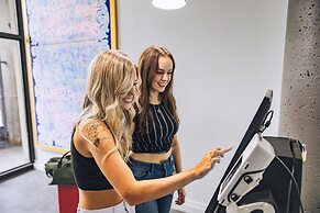 Hygie Pod Hotel - Hostel