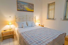 Villa Suerte in Paros