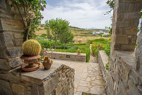 Villa Suerte in Paros