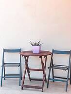 Gennadi Serenity House -beachfront Villa