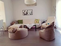 Gennadi Serenity House -beachfront Villa