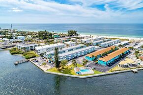 Anna Maria Island Absolute Anna Maria-private Beach Access-heated Pool