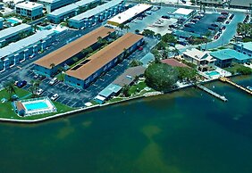 Anna Maria Island Beach Bay Breeze