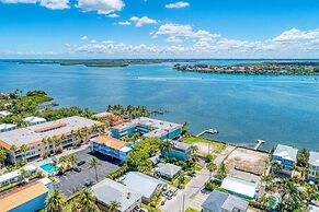 Anna Maria Island Bay Watch Bungalow