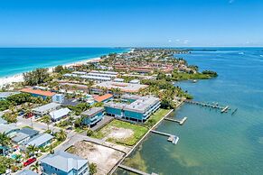 Anna Maria Island Bay Watch Bungalow