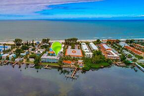 Anna Maria Island Beach Palms 2B