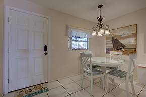 Anna Maria Island Beach Palms 6B