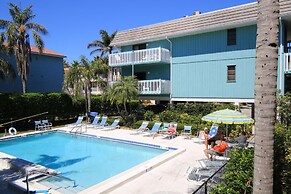 Anna Maria Island Beach Palms 6B