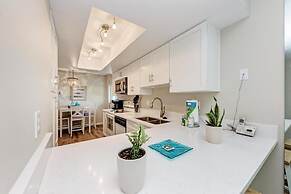 Anna Maria Island Beach Palms 8B