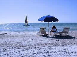 Anna Maria Island Beach Palms 8B