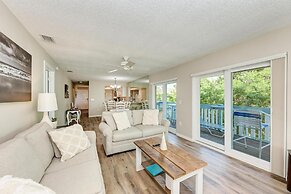 Anna Maria Island Beach Palms 8B