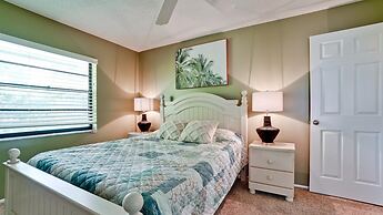 Anna Maria Island Beach Palms 8B