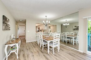 Anna Maria Island Beach Palms 8B