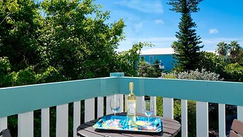 Anna Maria Island Beach Palms 8B