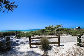 Anna Maria Island Runaway Tropical Escape