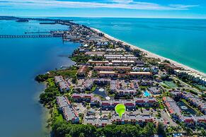 Anna Maria Island Runaway Tropical Escape