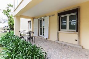 Belem Boutique III by Homing