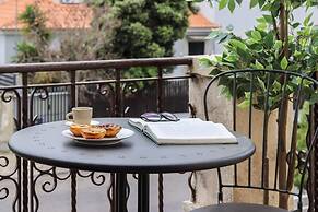 Belem Boutique VII by Homing