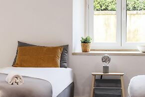 Belem Boutique II by Homing