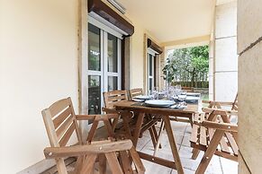 Belem Boutique II by Homing