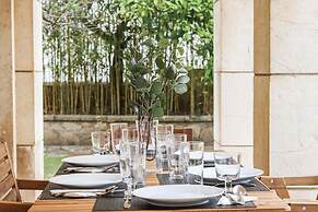 Belem Boutique II by Homing