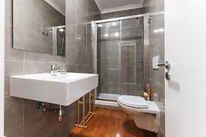 Belem Boutique Viii by Homing