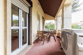 Belem Boutique V by Homing