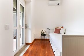 Belem Boutique V by Homing