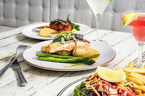 Belmont Hotel Lake Macquarie