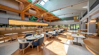 voco Nanjing Garden Expo by IHG