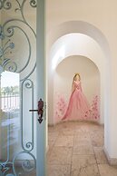 HOLT Magnificent 6BR Villa in Malanquin Golf Club