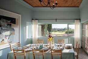 HOLT Magnificent 6BR Villa in Malanquin Golf Club