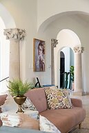 HOLT Magnificent 6BR Villa in Malanquin Golf Club