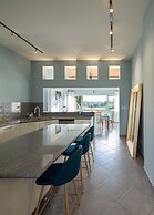 HOLT Magnificent 6BR Villa in Malanquin Golf Club