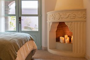 HOLT Magnificent 6BR Villa in Malanquin Golf Club