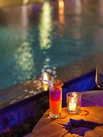 El Tropico Boutique Hotel