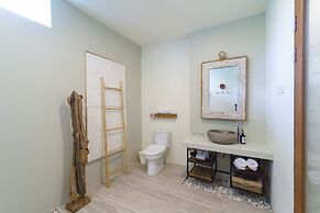 El Tropico Boutique Hotel