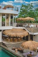 El Tropico Boutique Hotel