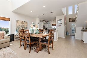 Top Shelf 4 Bedroom Home by RedAwning