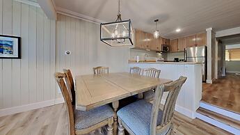 Mountainside 2BR/2BA Just Steps to 3 Spas, Sauna, Pool and Mammoth Mou