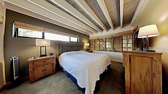 Summer Fun - SLOPESIDE 4BR/3BA with 3 Spas, Pool and Sauna - Perfect f