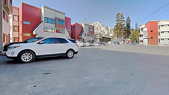 Summer Fun - SLOPESIDE 4BR/3BA with 3 Spas, Pool and Sauna - Perfect f