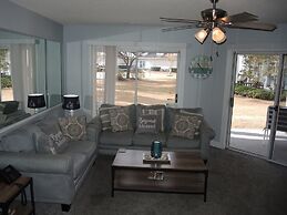 1203m 1 Bedroom Condo by Redawning