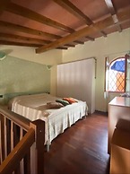 Loft Angela Charming Aptmnt in Pietrasanta Center