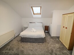 Lough Meela Lodge