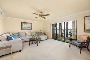 Intercoastal Dreams 102