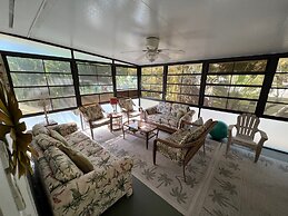 167 Hercules - Sunkissed Cottage