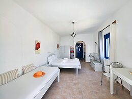 Pavlis Studios Ormos