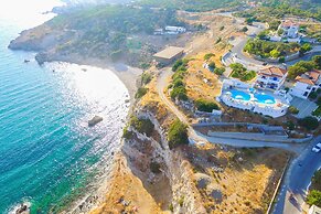 Pavlis Studios Ormos