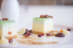 Marbella Beach Hotel